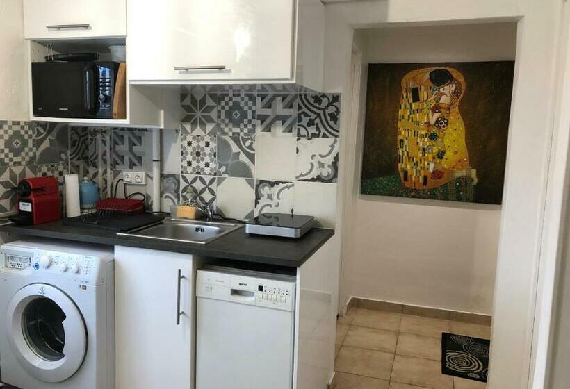 پانسیون Room In House Near Lycee International St Germain En Laye