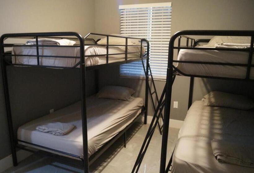 הוסטל Art Graffiti