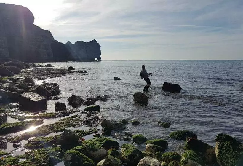 Aamiaismajoitus (B&B) Les Lupins