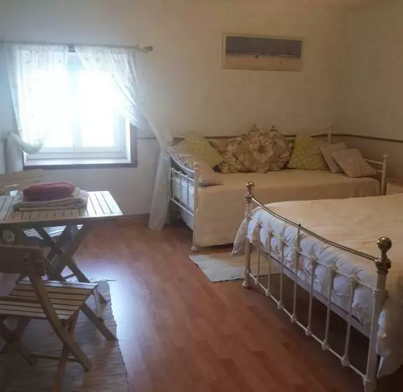 Aamiaismajoitus (B&B) Rose De La Mer