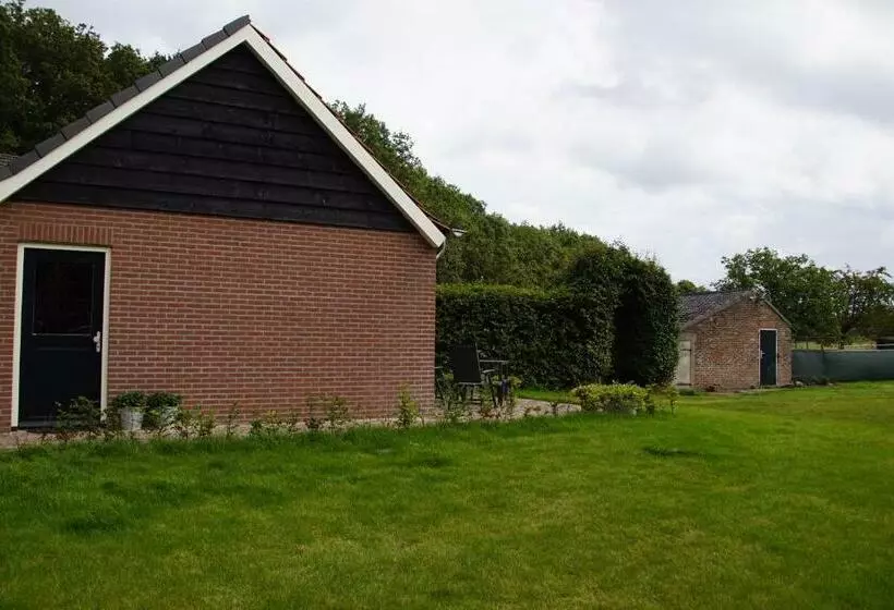 Aamiaismajoitus (B&B) Zur Grünen Heide