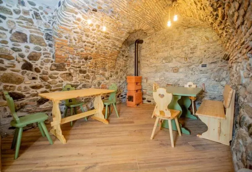 Hotelli Agriturismo La Cascina B&b