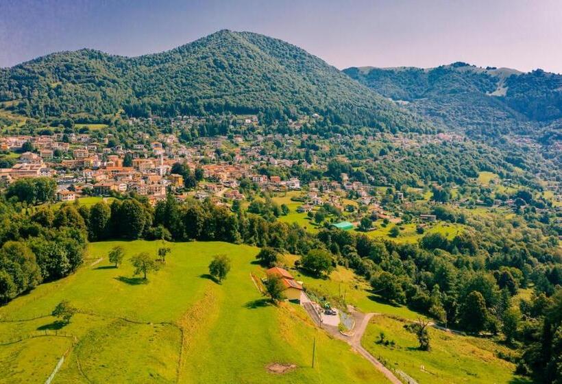 Отель Agriturismo La Cascina B&b