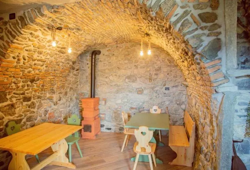Hotelli Agriturismo La Cascina B&b
