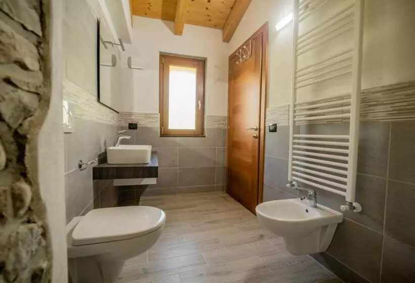 Hotelli Agriturismo La Cascina B&b