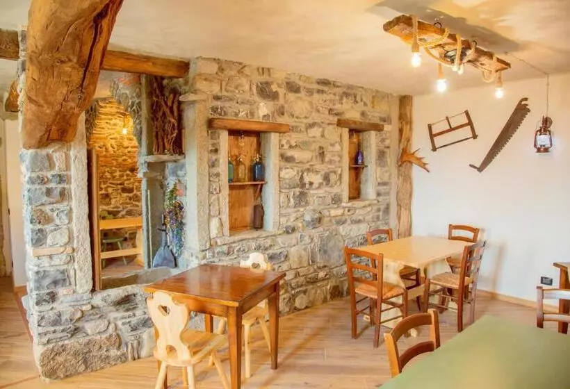 Hotelli Agriturismo La Cascina B&b