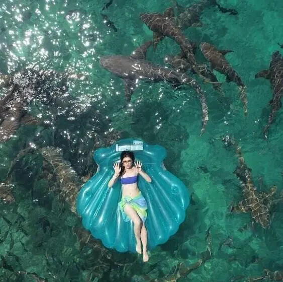 هتل Sky Beach Maldives   Dhiffushi