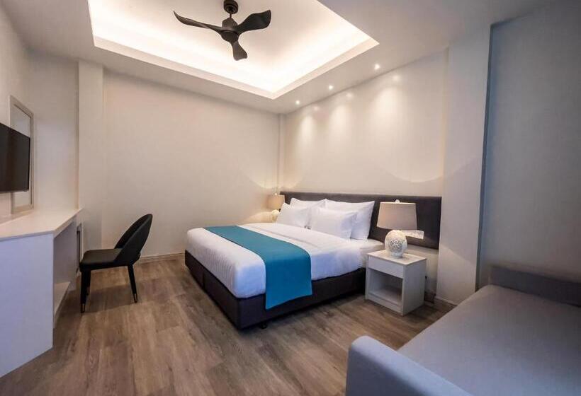 هتل Sky Beach Maldives   Dhiffushi