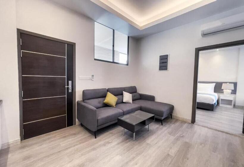 هتل Sky Beach Maldives   Dhiffushi