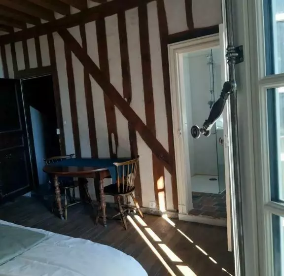 پانسیون La Suite Saint Solenne