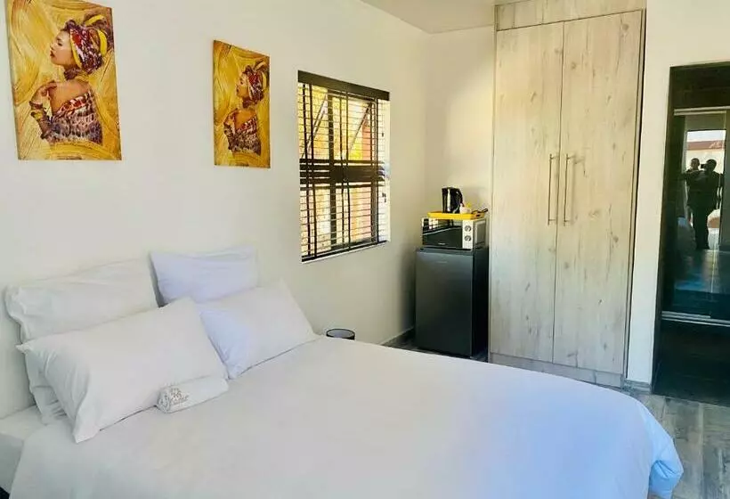 Majatalo Zindiza Guesthouse