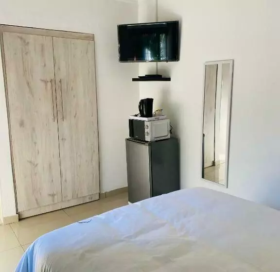 Majatalo Zindiza Guesthouse