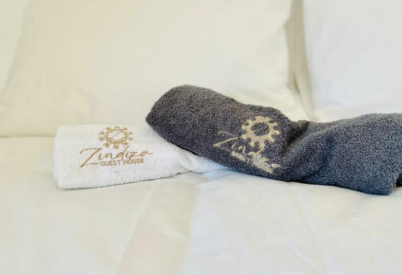 ペンション Zindiza Guesthouse