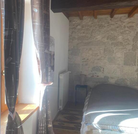 مبيت وإفطار Chez Sophie Chambres D’hôtes, Gîte Et Gîte équestre