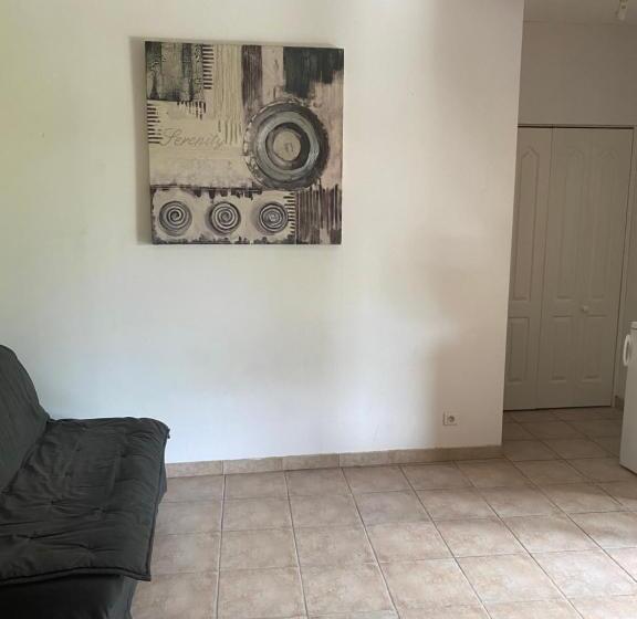 مبيت وإفطار Chez Sophie Chambres D’hôtes, Gîte Et Gîte équestre