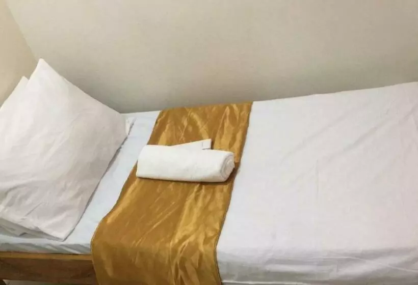 Nearest Hostel Pasay City By Reddoorz