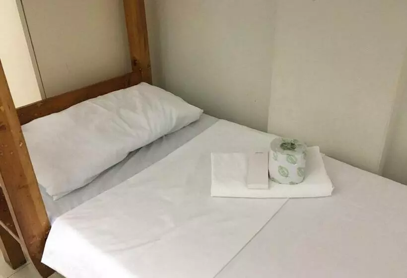 Nearest Hostel Pasay City By Reddoorz