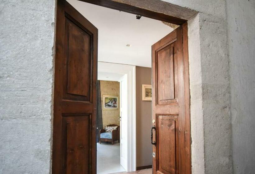 Panzió Domus Castrum