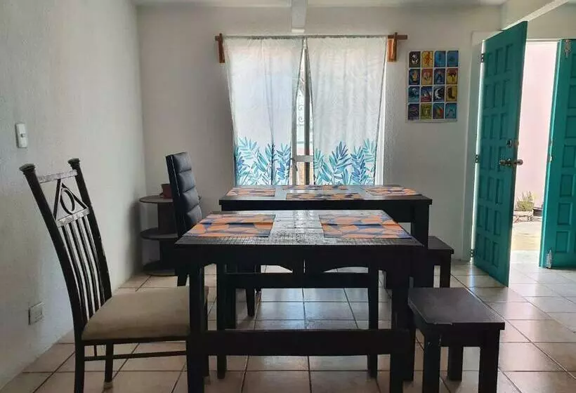 Majatalo Nómadas Hostel