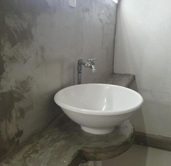 פנסיון Nómadas Hostel