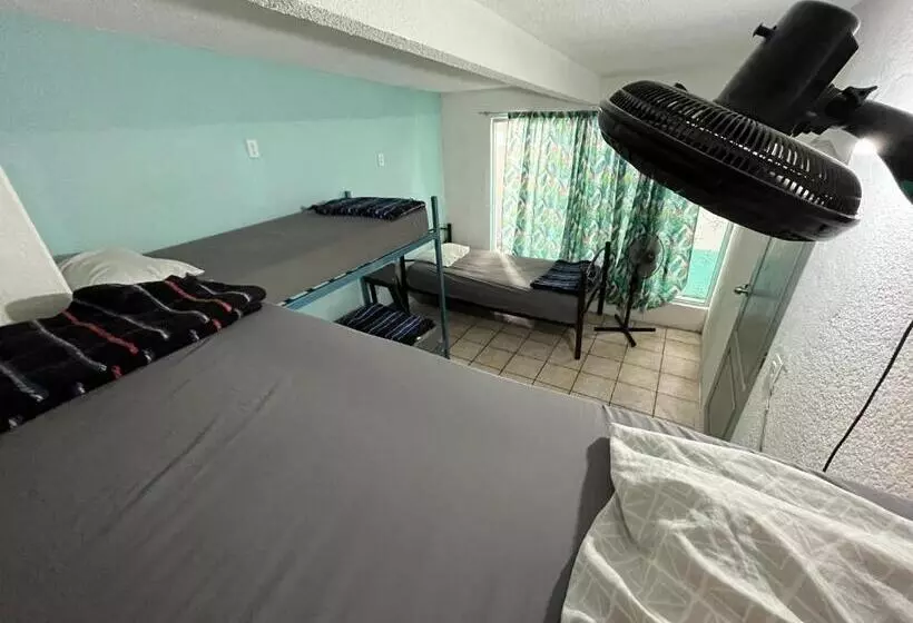 Majatalo Nómadas Hostel