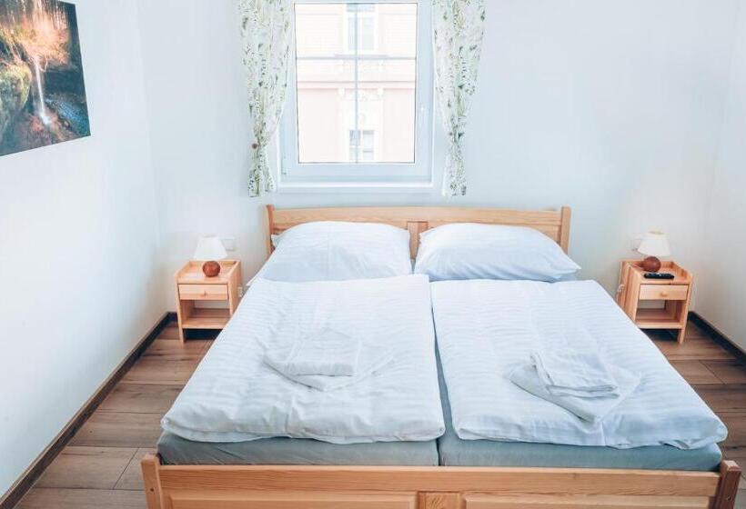 ペンション Penzion La Piccolina