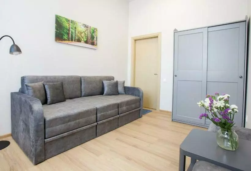 هتل Kind Home In Kaunas