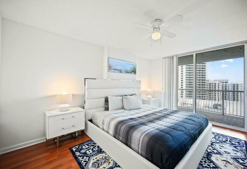 Luxurious 1br High Rise Condo Brickell Free Parking