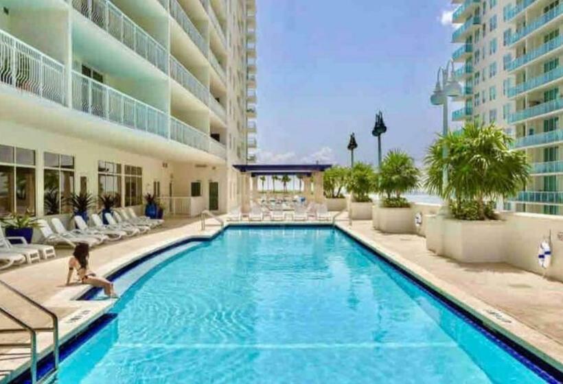 Luxurious 1br High Rise Condo Brickell Free Parking