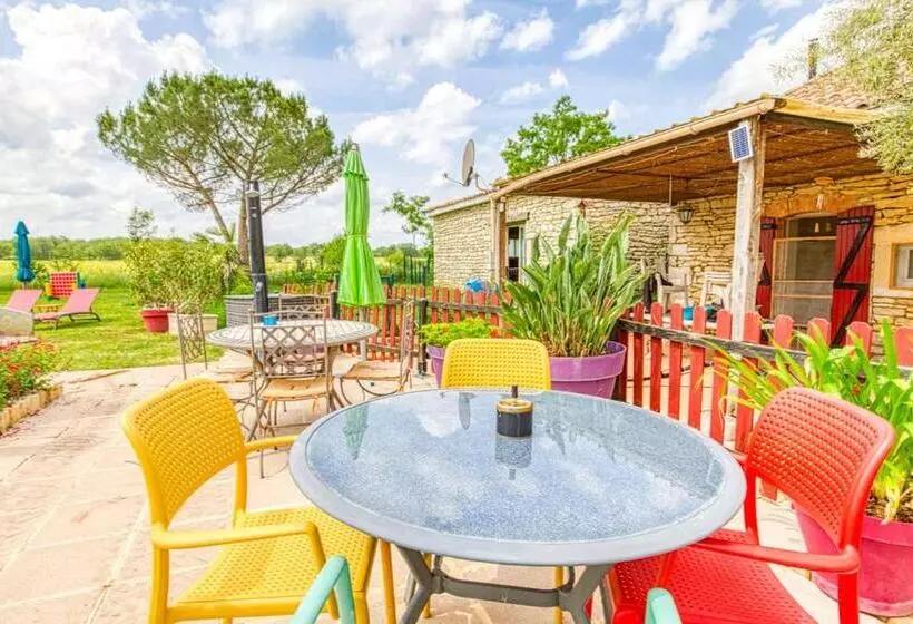 Majatalo Agréable Studio Jacuzzi Extérieur