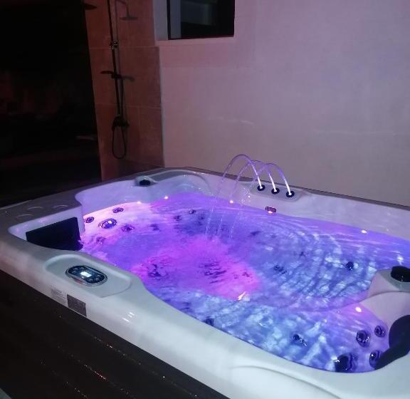 펜션 L Atelier De Guytou Et Spa