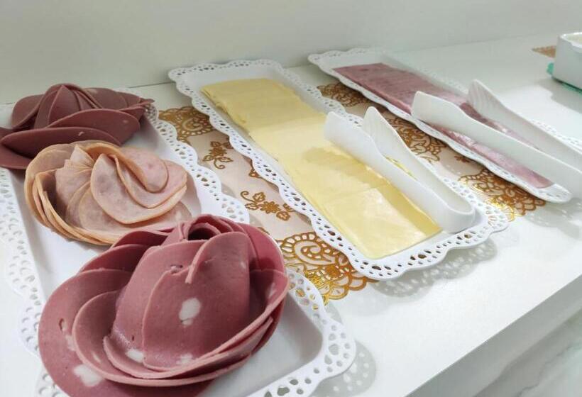 پانسیون Pousada Cavalero