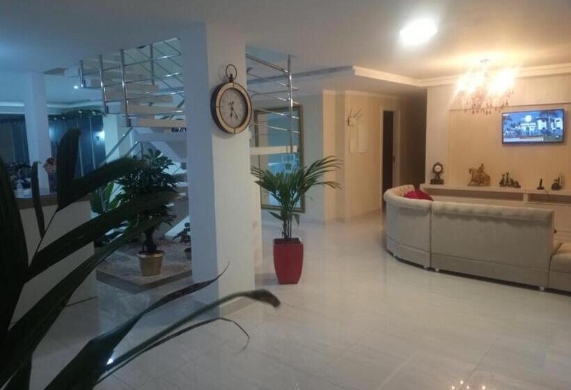 پانسیون Pousada Cavalero