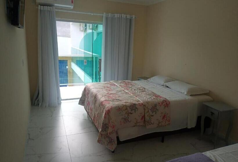 پانسیون Pousada Cavalero