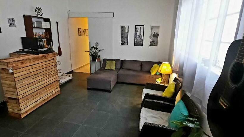 Quintal Da Bella Hostel