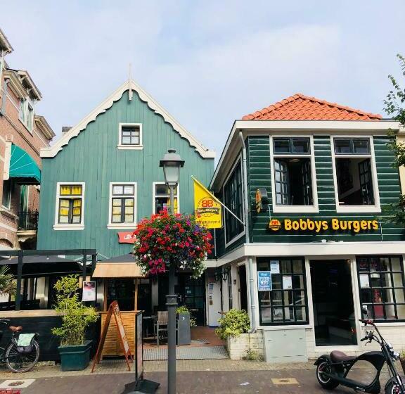 Room Mate Hostel Amsterdam Zaandam