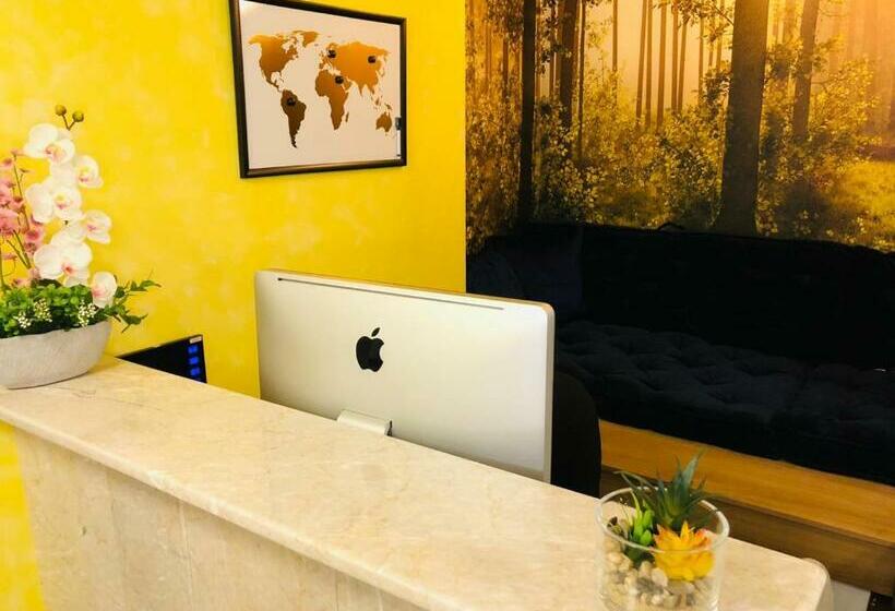 Room Mate Hostel Amsterdam Zaandam