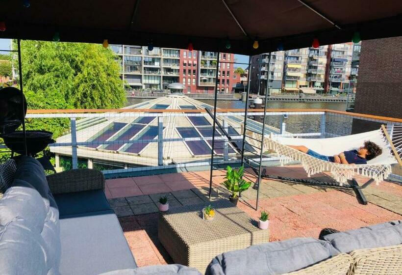 Room Mate Hostel Amsterdam Zaandam