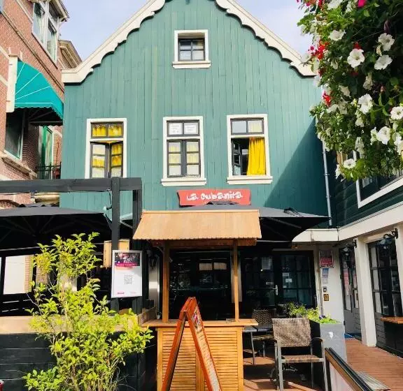 Room Mate Hostel Amsterdam Zaandam