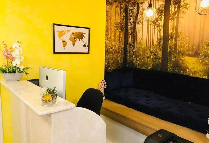 Room Mate Hostel Amsterdam Zaandam