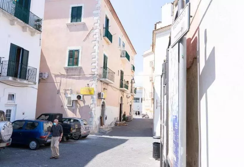 Sotto Il Castello B&b