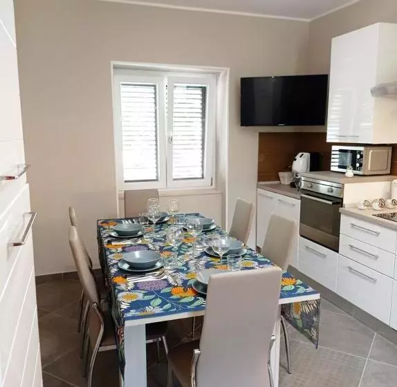 Aamiaismajoitus (B&B) La Carrozza Sul Titerno