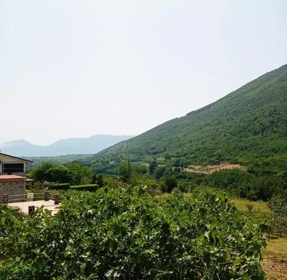 Aamiaismajoitus (B&B) La Carrozza Sul Titerno