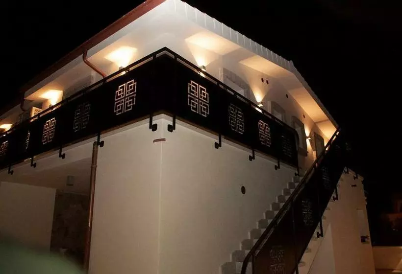 تختخواب و صبحانه Sa Prenda