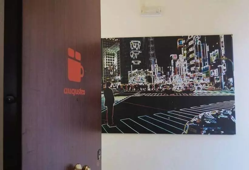 تختخواب و صبحانه Bb Augusteo