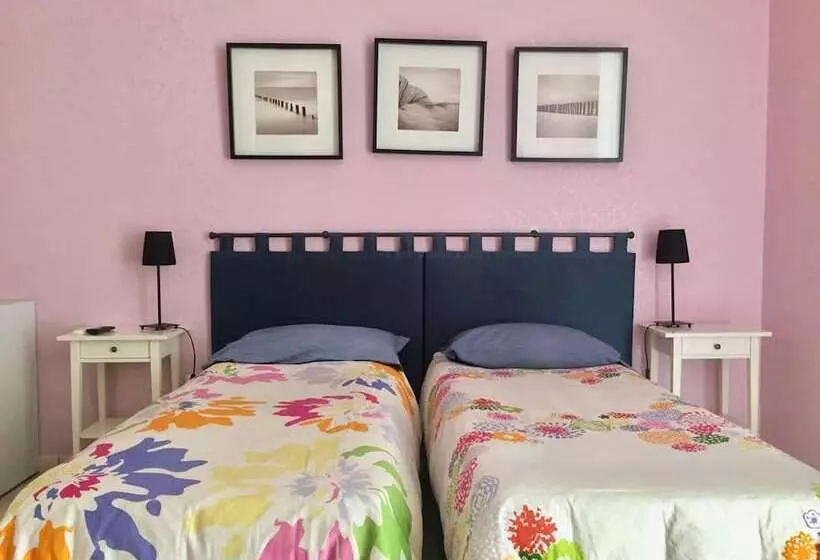 تختخواب و صبحانه Bb Augusteo