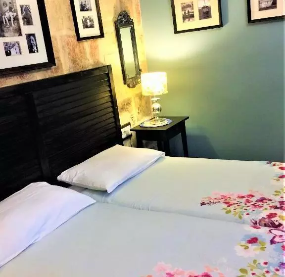 تختخواب و صبحانه Luciano Valletta Boutique