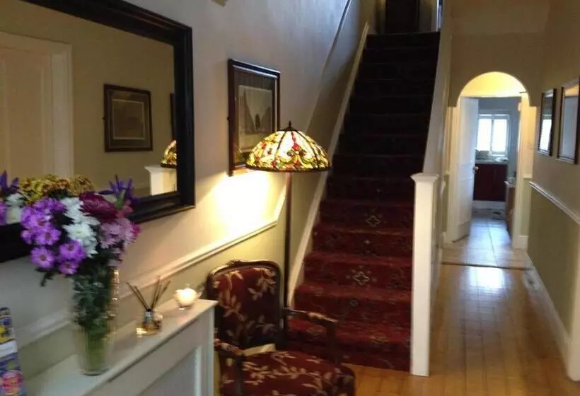 호텔 Avoca House B&b