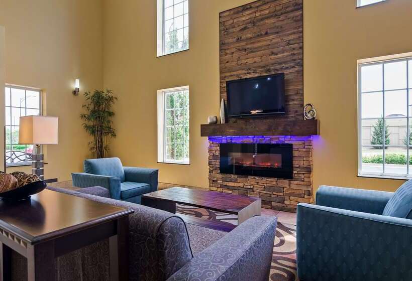 فندق Best Western Plus Eastgate Inn & Suites