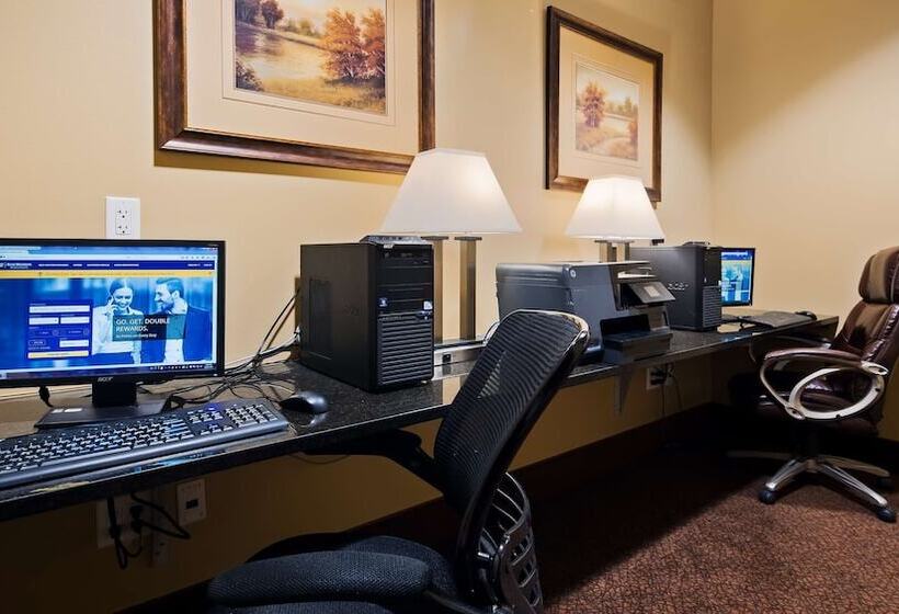 فندق Best Western Plus Grand Island Inn And Suites